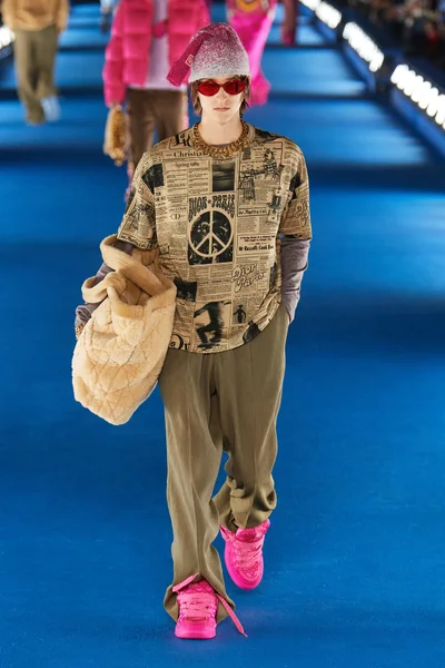 Look 26